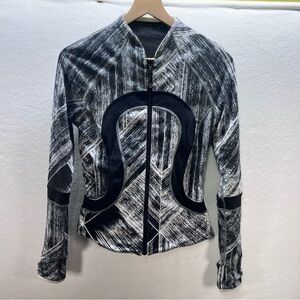 Lululemon Find Your Bliss Reversible Jacket Coat Womens 2 Stretch Cute 2838